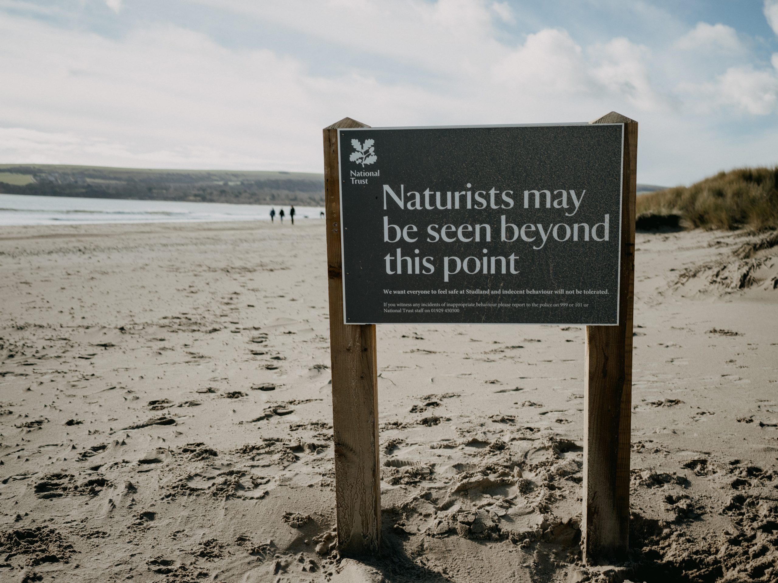 Naturists_annie-spratt-ENuJ3kqiSTc-unsplash